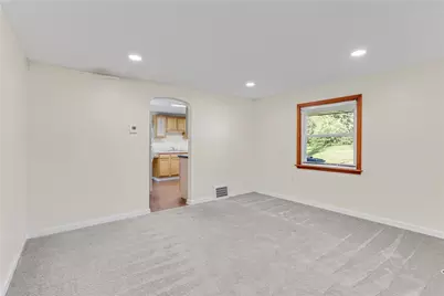 1004 Gringo Road, Hopewell Township, PA 15001 - Photo 17
