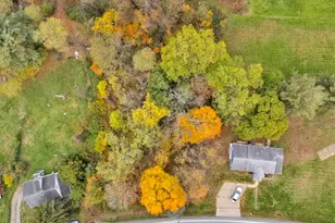 1004 Gringo Rd, Hopewell Township, PA 15001 - Photo 5