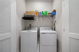 207 Spruce Ln, Canonsburg, PA 15317 - Photo 29