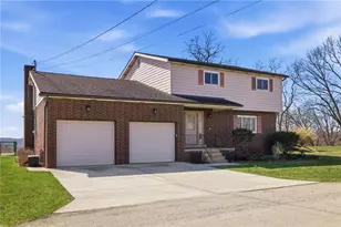 765 12th St, Pitcairn, PA 15140 - Photo 3