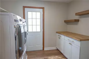 2668 Timberglen W, Pittsburgh, PA 15090 - Photo 11