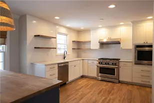 2668 Timberglen W, Pittsburgh, PA 15090 - Photo 7