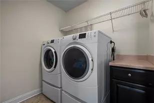 201 Overlook Dr, Ohio Township, PA 15237 - Photo 21