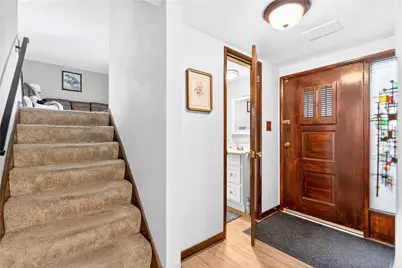 1550 Theresa Ave, South Park, PA 15129 - Photo 3