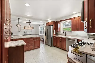 598 Olive St, Pittsburgh, PA 15237 - Photo 15