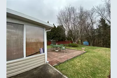 320 McKenzie Dr, Pittsburgh, PA 15235 - Photo 5