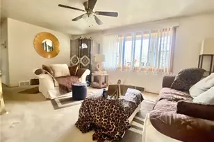 320 McKenzie Dr, Pittsburgh, PA 15235 - Photo 9