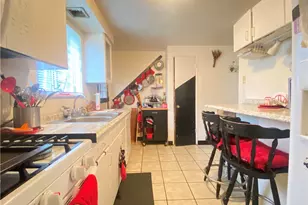 320 McKenzie Dr, Pittsburgh, PA 15235 - Photo 11