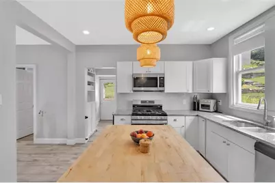 27 Danvers Ave, Pittsburgh, PA 15205 - Photo 13