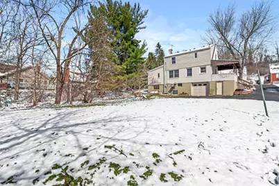 302 Elmbrook Ln, Scott Township, PA 15243 - Photo 5