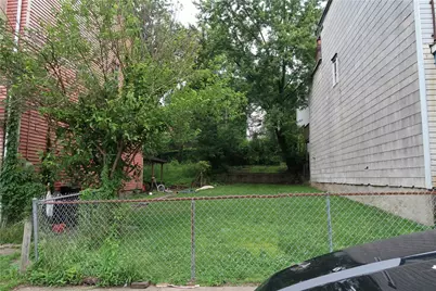 1310 Stranmore St, Pittsburgh, PA 15212 - Photo 5