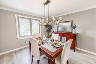 2662 Bethel Crest Dr, Bethel Park, PA 15102 - Photo 9