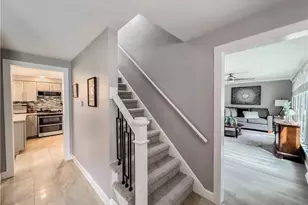 2662 Bethel Crest Dr, Bethel Park, PA 15102 - Photo 3