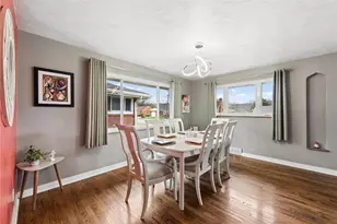 2208 Hemlock Dr, White Oak, PA 15131 - Photo 5