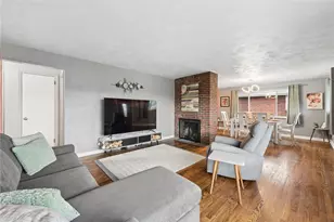 2208 Hemlock Dr, White Oak, PA 15131 - Photo 3