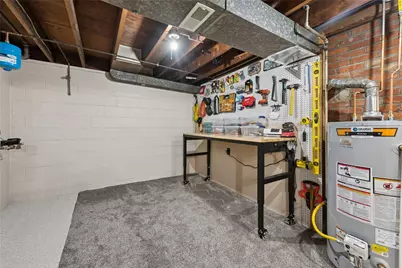 2208 Hemlock Dr, White Oak, PA 15131 - Photo 23