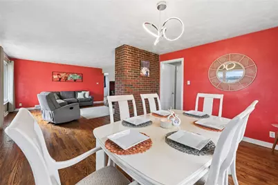 2208 Hemlock Dr, White Oak, PA 15131 - Photo 7