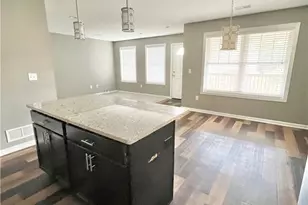 917 Market St, Bridgewater, PA 15009 - Photo 9