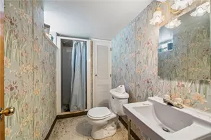 318 Dunbar Dr, Wilkins Township, PA 15235 - Photo 27