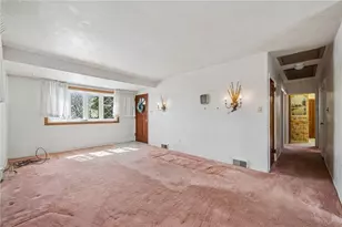 318 Dunbar Dr, Wilkins Township, PA 15235 - Photo 5