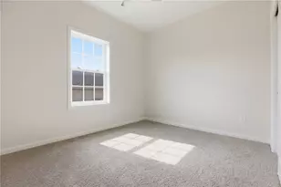 340 Cherokee Dr, Chippewa Township, PA 15010 - Photo 27