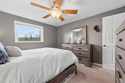 168 Lois Dr, Pittsburgh, PA 15147 - Photo 23