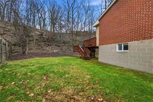 168 Lois Dr, Pittsburgh, PA 15147 - Photo 43