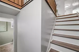 168 Lois Dr, Pittsburgh, PA 15147 - Photo 29