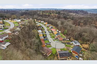 168 Lois Dr, Pittsburgh, PA 15147 - Photo 47