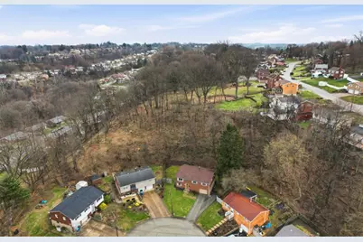 168 Lois Dr, Pittsburgh, PA 15147 - Photo 45