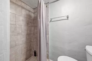 168 Lois Dr, Pittsburgh, PA 15147 - Photo 35