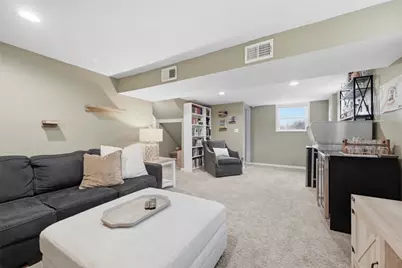 168 Lois Dr, Pittsburgh, PA 15147 - Photo 33