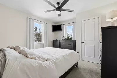 2735 Bertha St, Bethel Park, PA 15102 - Photo 17