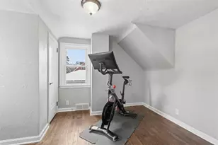 2735 Bertha St, Bethel Park, PA 15102 - Photo 21