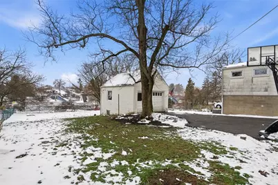 2735 Bertha St, Bethel Park, PA 15102 - Photo 33