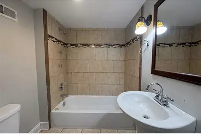 1921 Shamokin St, Pittsburgh, PA 15203 - Photo 5