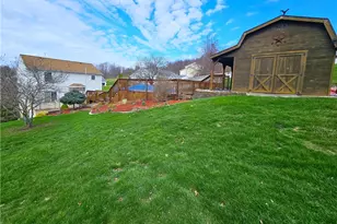 625 Preferred Dr, South Franklin, PA 15301 - Photo 39