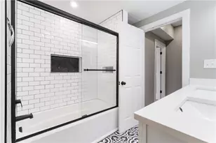 909 McCandless, Pittsburgh, PA 15201 - Photo 15