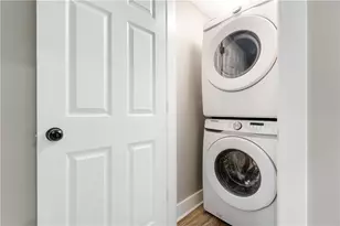 909 McCandless, Pittsburgh, PA 15201 - Photo 19