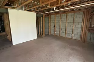 701 Pine Valley Dr, Imperial, PA 15126 - Photo 3