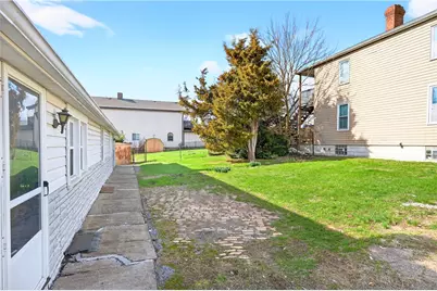 427 Market St, Belle Vernon, PA 15012 - Photo 5