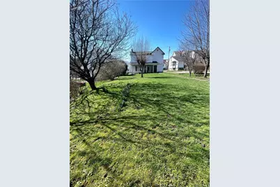 154 S Richhill Street, Franklin Township, PA 15370 - Photo 3