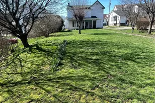 154 S Richhill St, Franklin Township, PA 15370 - Photo 3