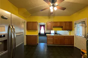 154 S Richhill St, Franklin Township, PA 15370 - Photo 9