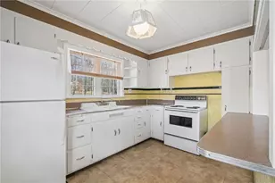 122 St Peter Way, Hempfield Township, PA 15644 - Photo 35