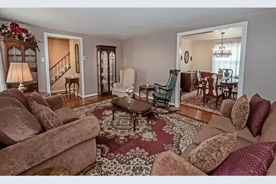 1260 Lamson Cir, Pittsburgh, PA 15241 - Photo 3