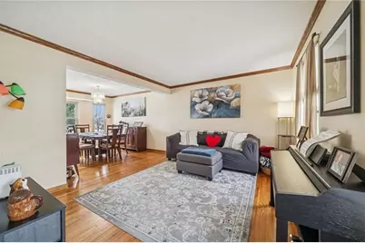 440 Shelbourne Dr, Pittsburgh, PA 15239 - Photo 7