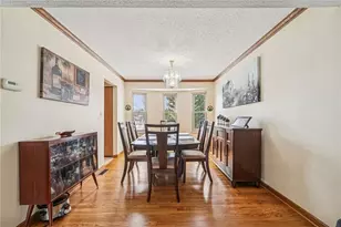 440 Shelbourne Dr, Pittsburgh, PA 15239 - Photo 17