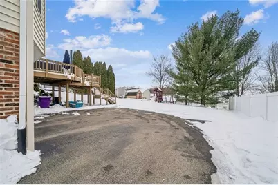 440 Shelbourne Dr, Pittsburgh, PA 15239 - Photo 43