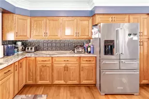 2776 Valleyview Dr, Lower Burrell, PA 15068 - Photo 3